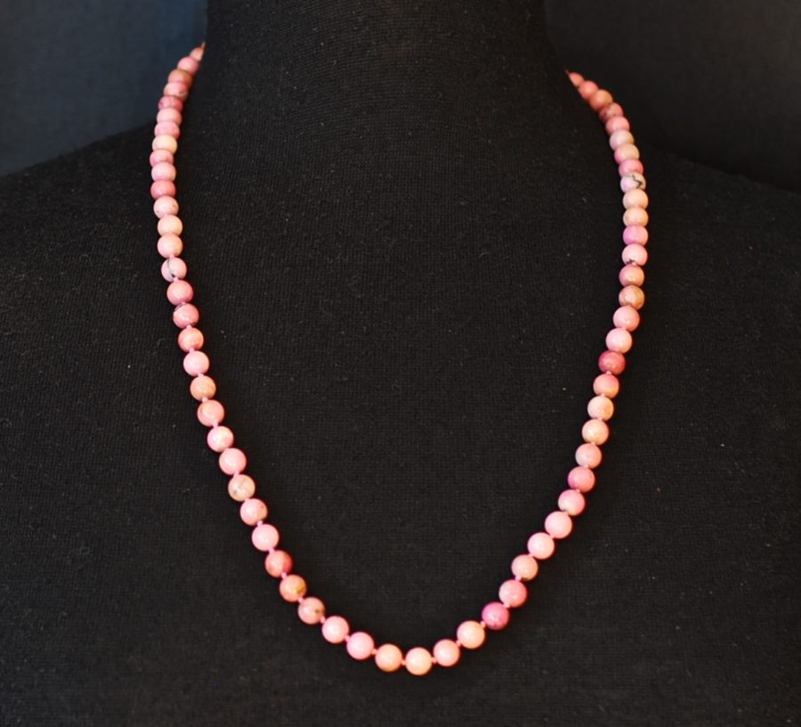 Rhodonite single strand round bead necklace, pink