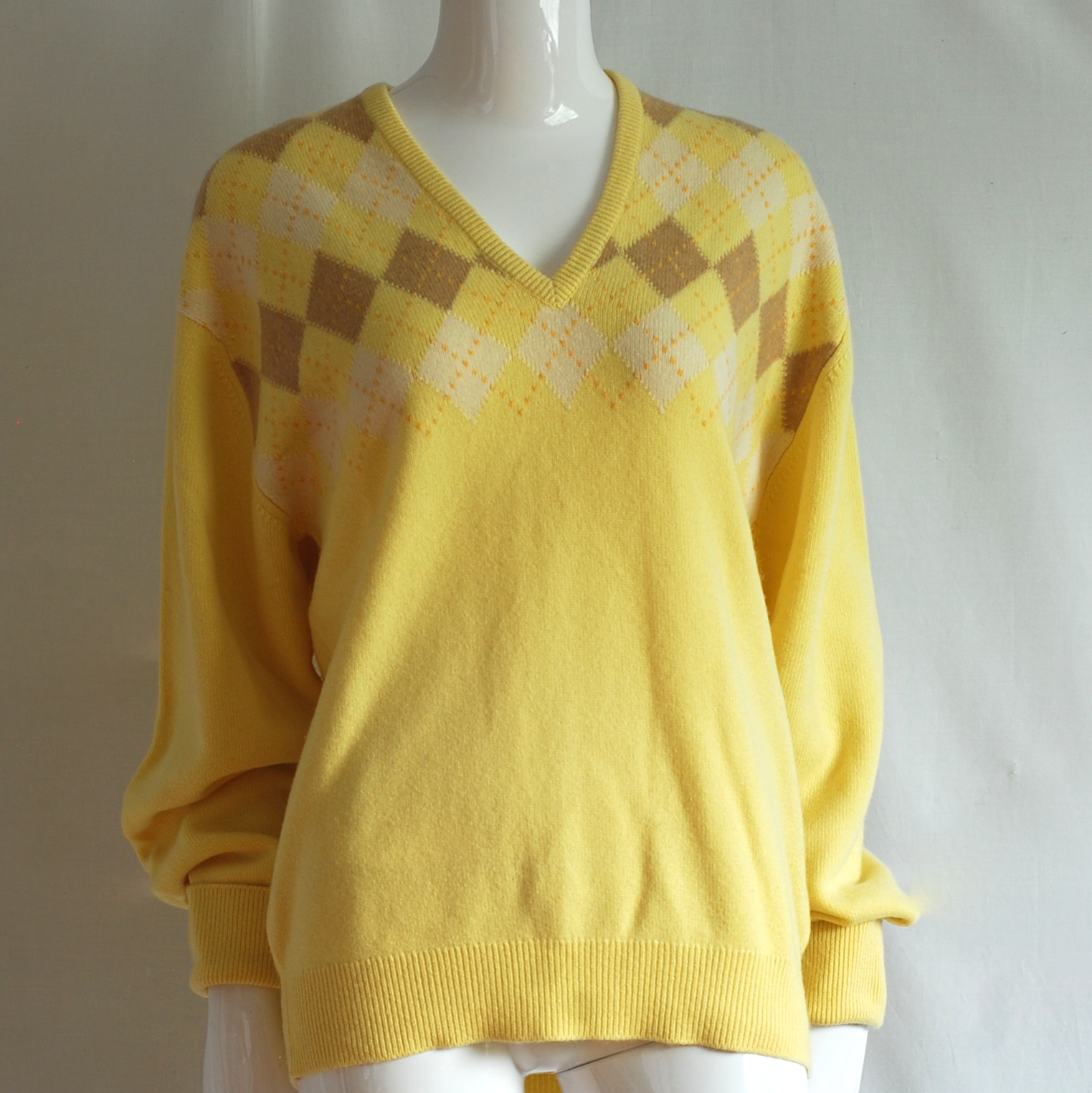 Nina Ricci Hand Intarsia Cashmere Sweater Made By Barrie – Scotland ...