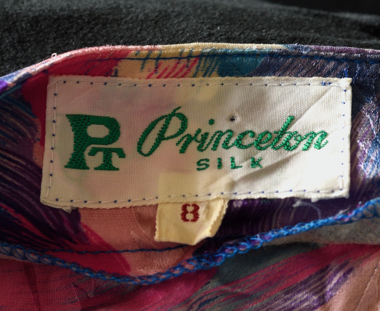 PT Princeton 1960's Gorgeous Jacquard Silk Blouse With Covered Buttons - Image 5