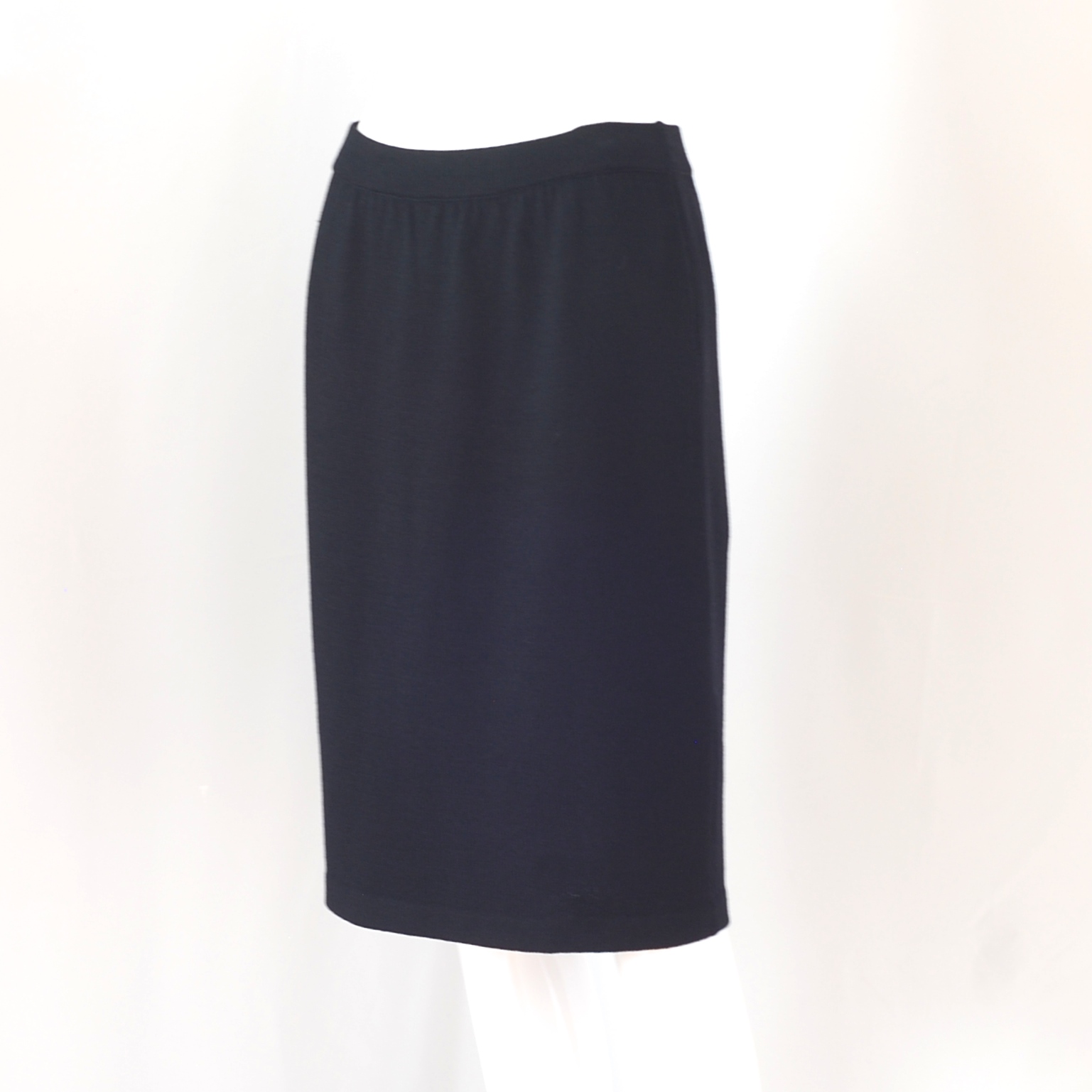 St. John Evening Basic Knee Length Black Wool Knit Pencil Skirt – USA ...