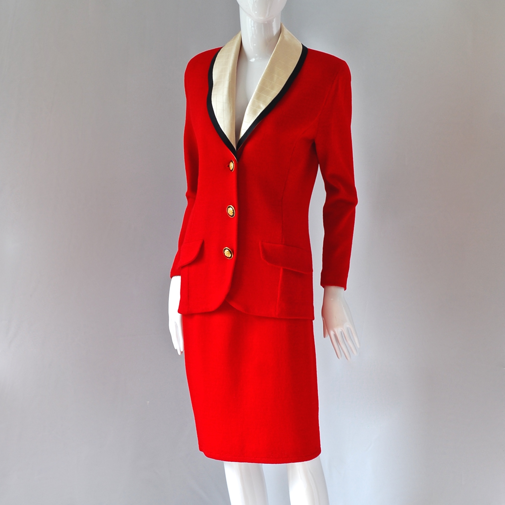 St. John By Marie Gray 1980’s Lipstick Red Suit With Detachable Ivory ...